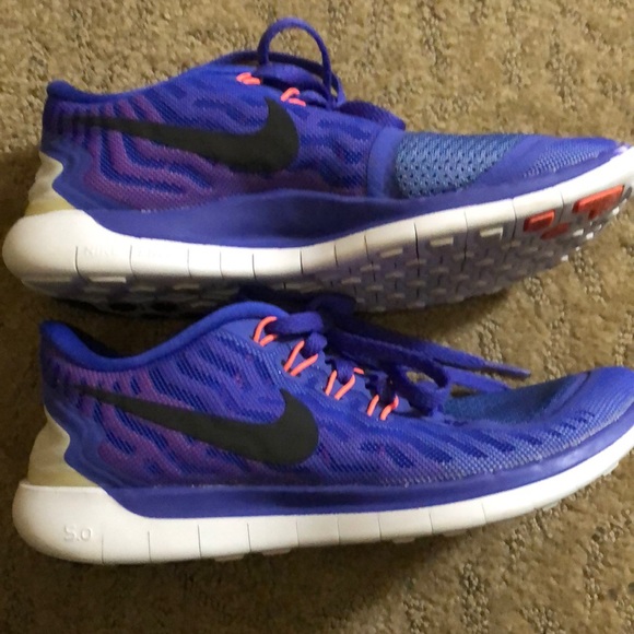NIKE FREE 5.0 Size 6 - Picture 5 of 8